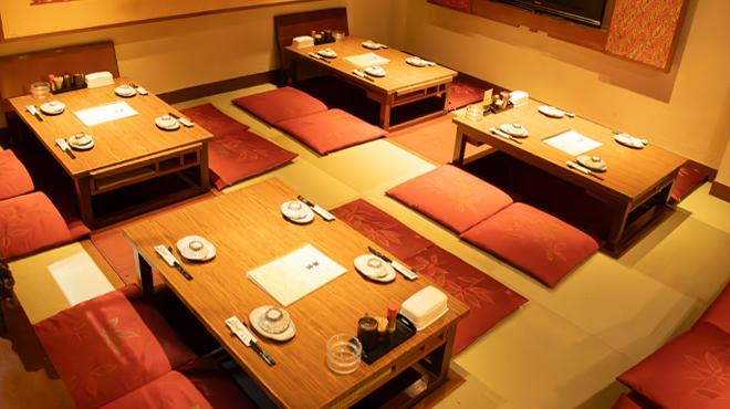 掘りごたつ座敷席